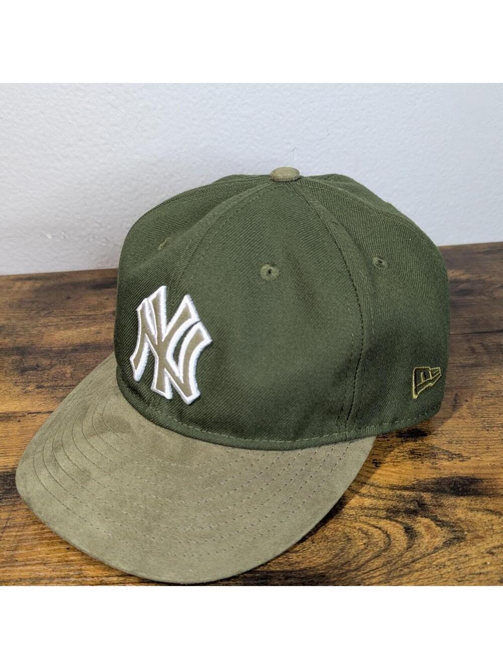 New Era 9FIFTY New York Yankees Olive Green Snapback Hat